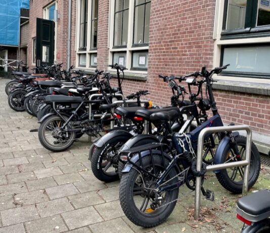 Politie controleert fatbikes: veel illegale gashendels