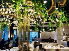 Deze Turkse ontbijthemel in Nieuw-West verkoopt ook het hele jaar ijs