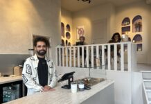 Kletsen zonder einde bij Nous op het Haarlemmerplein