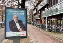 GroenLinks-PvdA wint in Amsterdam, PVV groeit naar 9,5 procent Verkiezingsposter op de Hoofdweg. GroenLinks-PvdA behaalde in Amsterdam eenderde van de stemmen. (Foto Richard Mooyman)