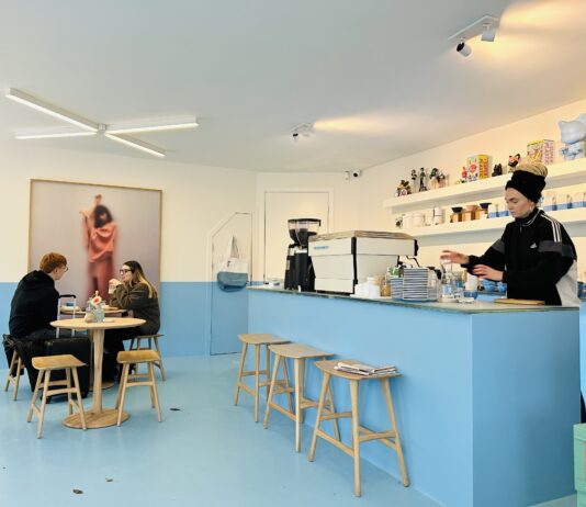 In Westerpark is chocolademelk blauw