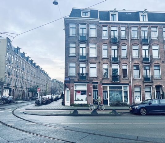 Hier werd volksschrijver Gerard Reve 100 jaar geleden geboren