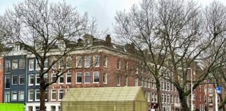 Klachten over licht entreegebouwen nieuwe parkeergarage