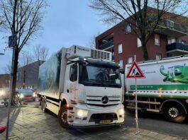 Veel hinder in Van Hogendorpstraat door afsluiting Haarlemmerweg