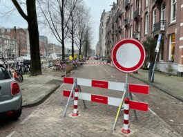 Gemeente versterkt kademuur Da Costakade