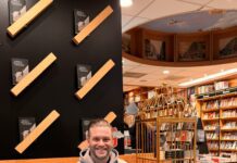 Op de bank bij Hoogstins: Kevin Hassing, kinderboekenschrijver