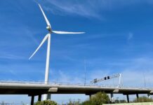 Duizenden zonnepanelen langs Westrandweg (A5) in Nieuw-West