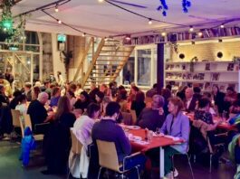 Dialoog diner Amsterdammers in Gesprek in De Hallen