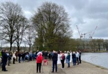 Protest tegen plannen nieuwbouw theater Meervaart Sloterplas