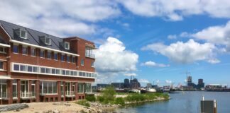 Stettineiland Houthaven krijgt pleintje aan het water