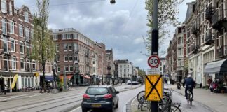 Proef met fietsers op rijbaan in Oud-West donderdag begonnen