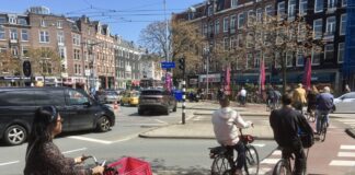 Man aangevallen met hamer na ruzie op Hugo de Grootplein