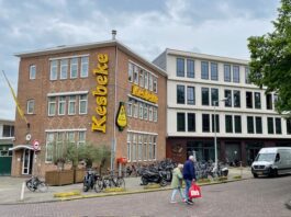 Langer noodopvang asielzoekers in hotel Bos en Lommer