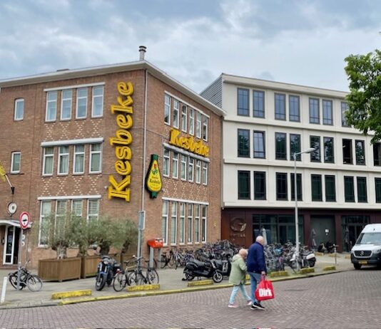 Langer noodopvang asielzoekers in hotel Bos en Lommer