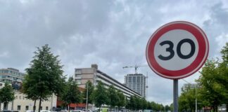 Proef met flitspalen tegen hardrijders (30+ km) op Postjesweg en andere plekken