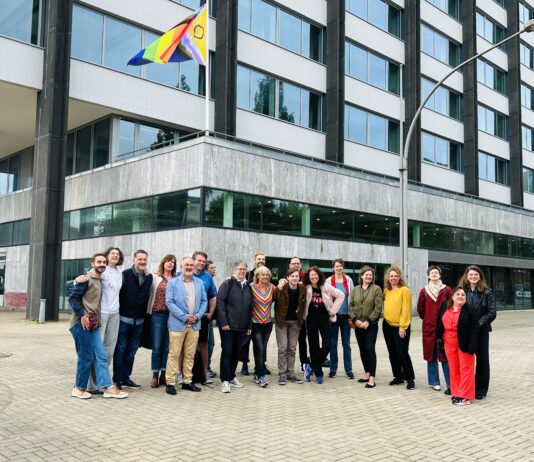 Waarom de regenboogvlag een erepodium verdient in (Nieuw-)West