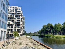 Aanleg wandelboulevard langs water bij nieuwbouw Haarlemmerweg