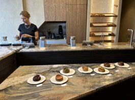 Koffiezaak Uncommon opent bakkerij met ‘wilde taarten’ en wijnbar