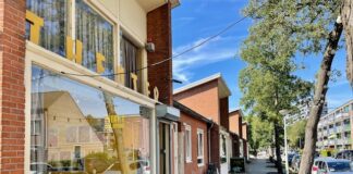 Wijkrechter in actie bij zaken in postcodegebieden 1064 en 1067