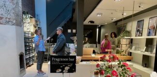 Circulaire winkel met zeepmakerij en sieraden van goud en zilver uit oude mobieltjes