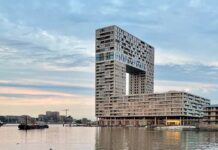 Burgemeester sluit woning Pontsteiger na ontdekking drugslab