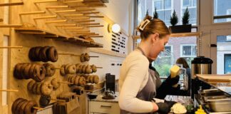 Op avontuur in dé smulsteeg van de Jordaan