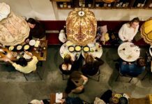 De kaasfondue van Smelt Westerpark is uit de kunst