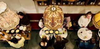 De kaasfondue van Smelt Westerpark is uit de kunst