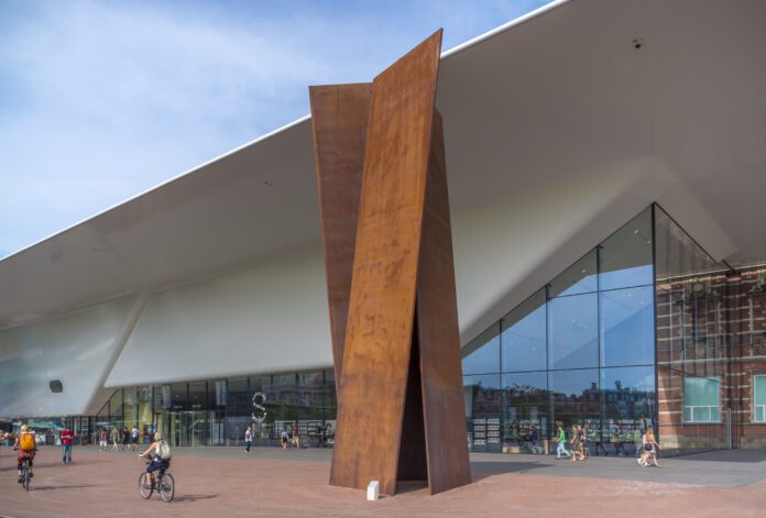 Stedelijk Museum Amsterdam _ Richard Serra's Sight Point. Foto_ John Lewis Marshall