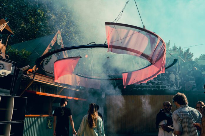 Der_Hintergarten_Sandbar_@IpekUsman_2