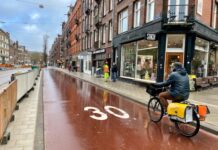 Nieuwe, brede fietsstraat op de Admiraal de Ruijterweg