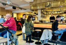 Café Komeet verleidt met ‘fokking veel’ stamppot