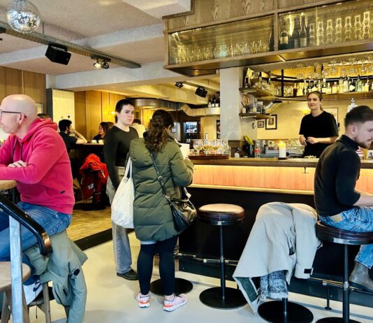 Café Komeet verleidt met ‘fokking veel’ stamppot