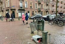 Opgeblazen afvalbakken en meer: veel schade door vuurwerk oud en nieuw