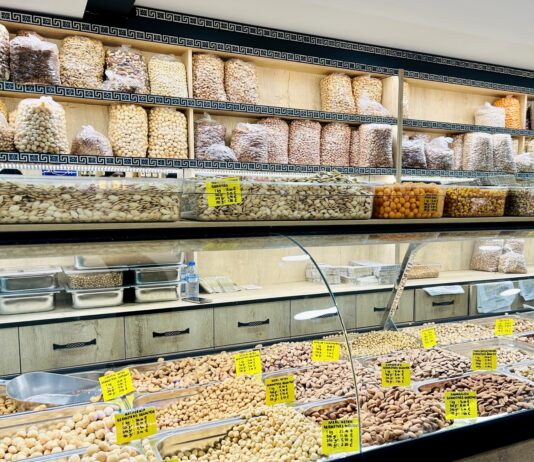 Waar Amsterdam Nieuw-West noten koopt