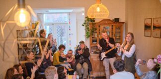 Gratis optredens in huiskamers West tijdens Gluren bij de Buren