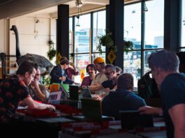 The Vinyl Countdown in De Hallen: de eerste vinylmarkt van West