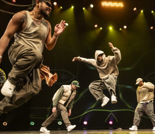 Hiphop spektakel Break A Leg Dance Battle in Meervaart