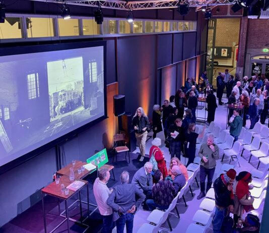 Jaarlijkse geldprijs De Hallen voor beste burgerinitiatief van Amsterdam