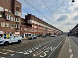 Hoofdweg in Bos en Lommer met Mercatorplein aan de horizon