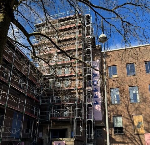 LAB 111 in de steigers: duurzame renovatie cult cinema