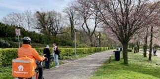 Snelheid fietsers in parken moet omlaag – Proef in West en Nieuw-West