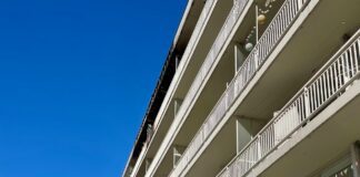 Flat in Slotervaart ontruimd vanwege brand op bovenste etage