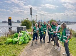 Vrijwilligers gezocht voor opruimen afval langs oevers het IJ