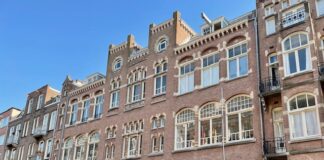 Woningen in schoolgebouw Eerste Helmersstraat uit 1911