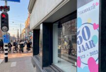 Kinderboetiek ’t Schooltje op Overtoom blijft bestaan