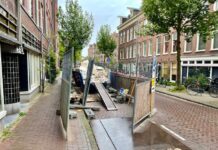 Bouwbakken op parkeerplekken: overlast door verbouwingen blijft