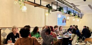 Eten bij Hummus & Habibis is feestje om je vingers bij af te likken