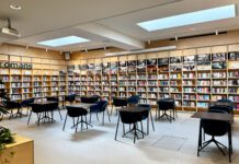 Moderne bibliotheek in monumentaal pand: OBA Mercatorplein OBA Mercatorplein Amsterdam