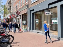 Laatste bank vertrekt uit Kinkerstraat